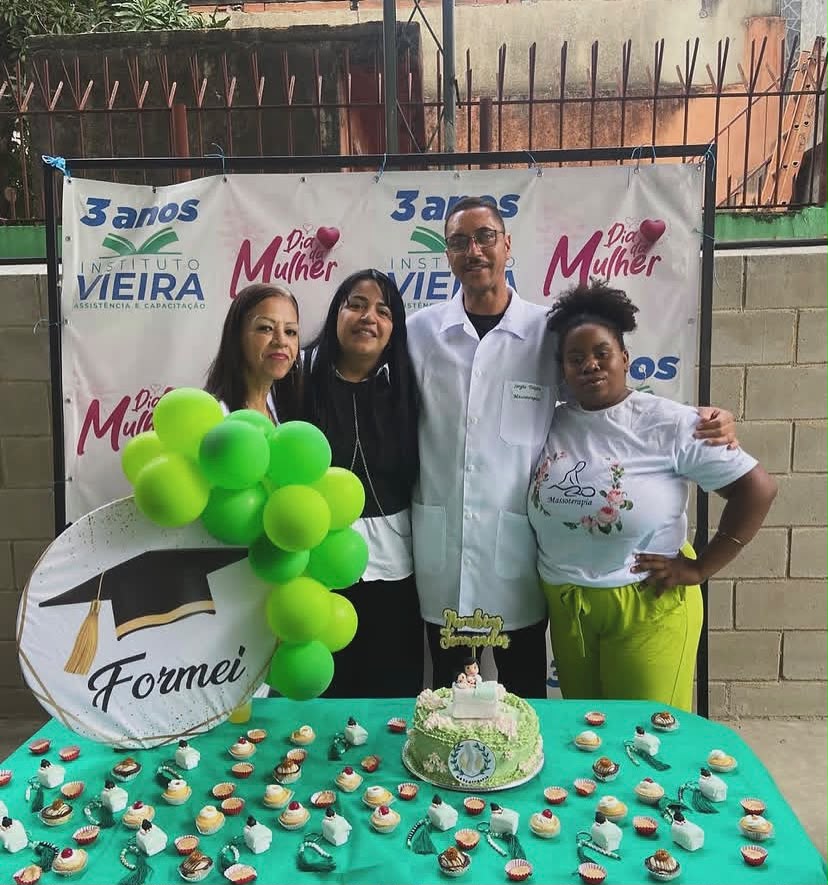Formatura do curso de massoterapia